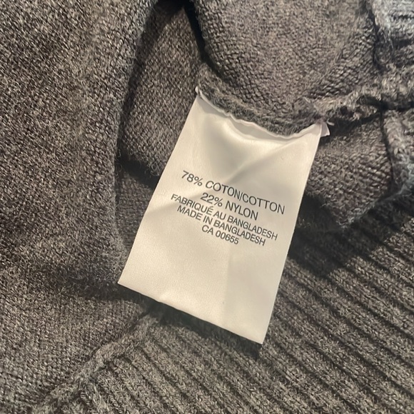 Smart Set Gray Oversized Collar Top - Picture 6 of 6